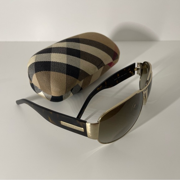 Burberry Mob-Wife Sunglasses - Picture 2 of 2